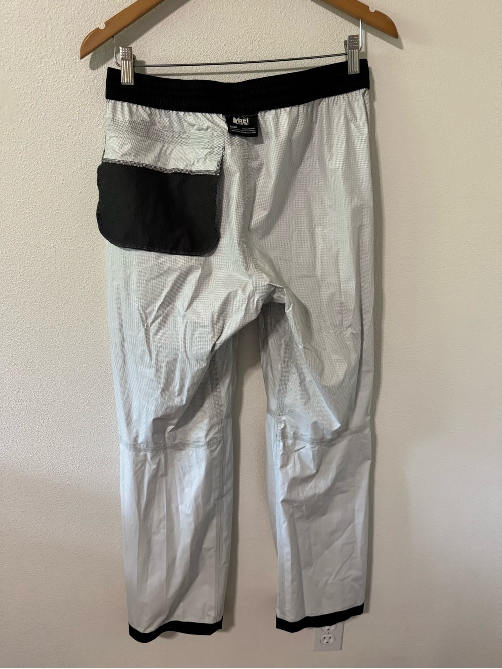 REI Co-op Rainier Rain Pants Black Waterproof Outdoor Hiking 2023-Small - Picture 8 of 13